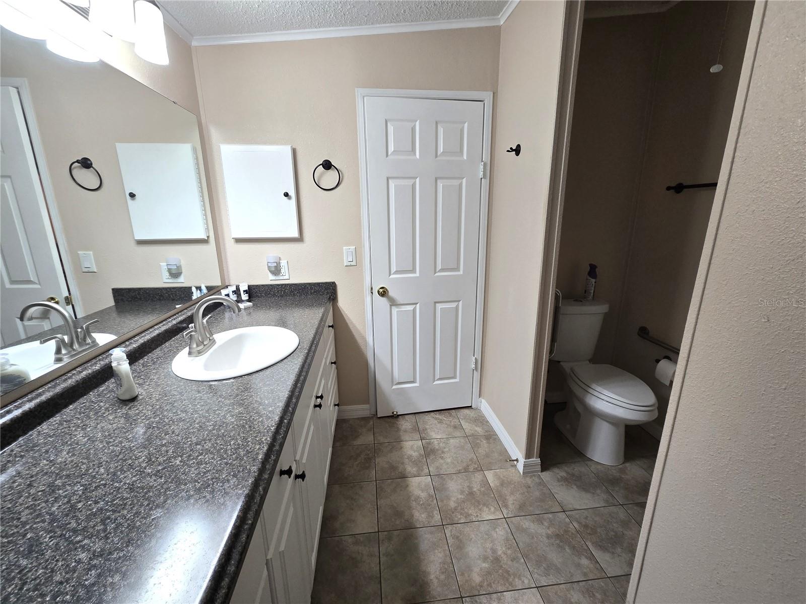 SWEETWATER GOLF & TENNIS CLUB - Residential