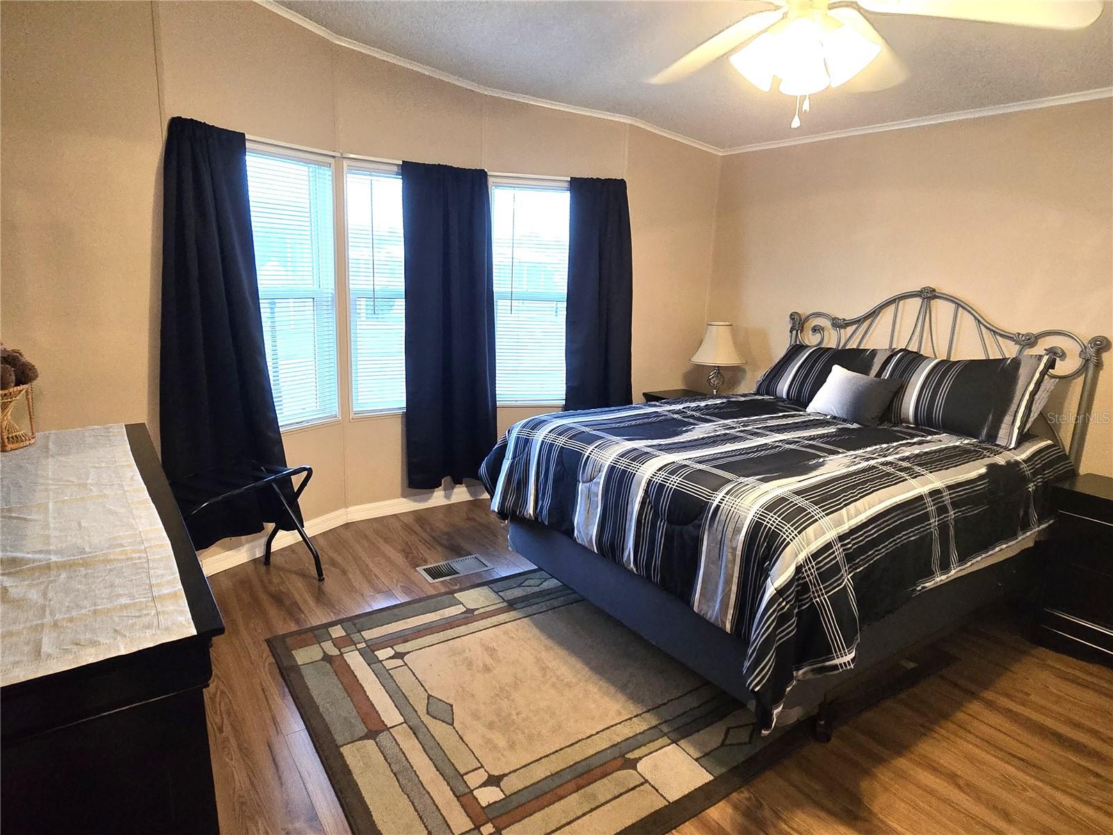 SWEETWATER GOLF & TENNIS CLUB - Residential