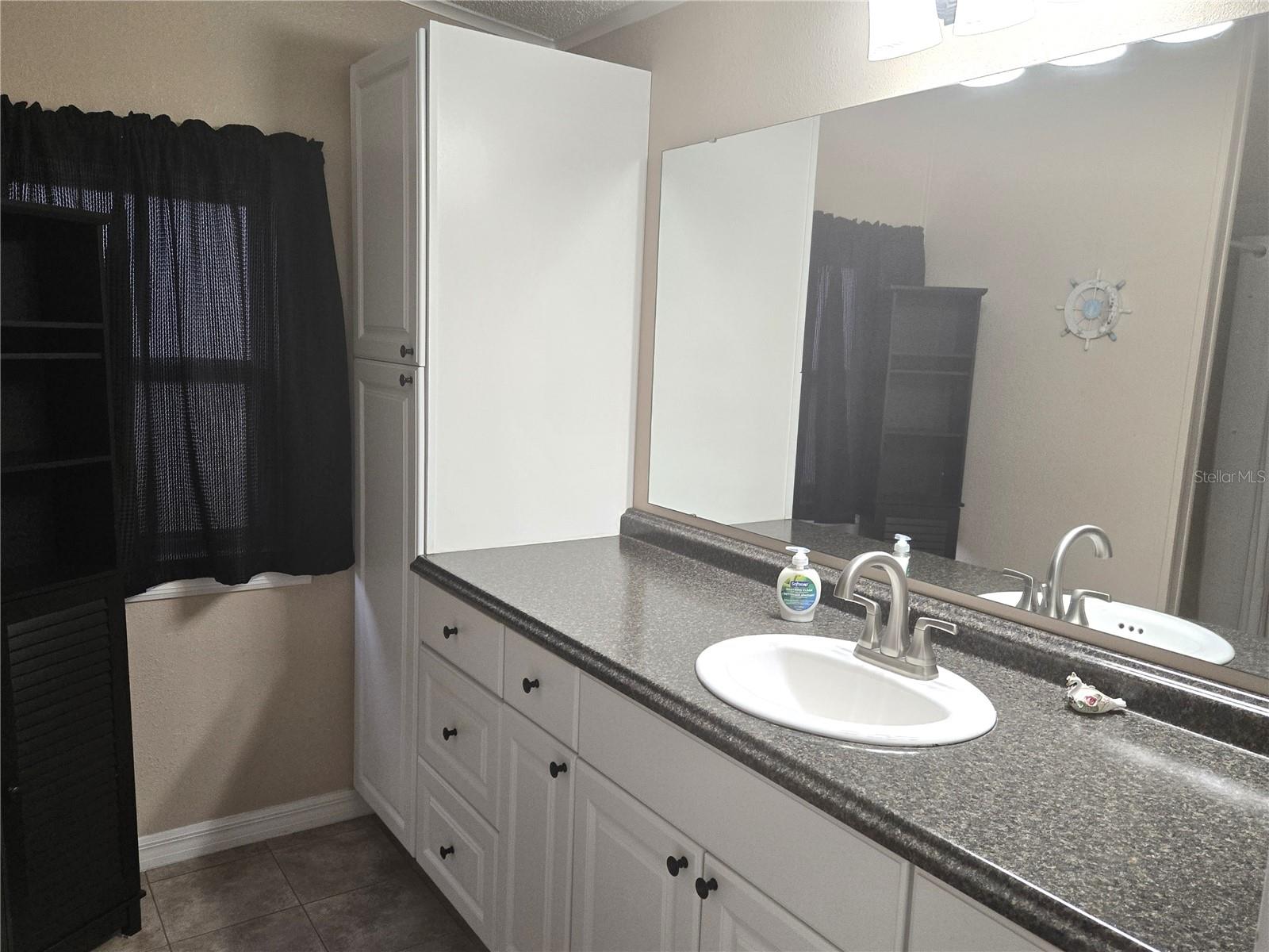 SWEETWATER GOLF & TENNIS CLUB - Residential