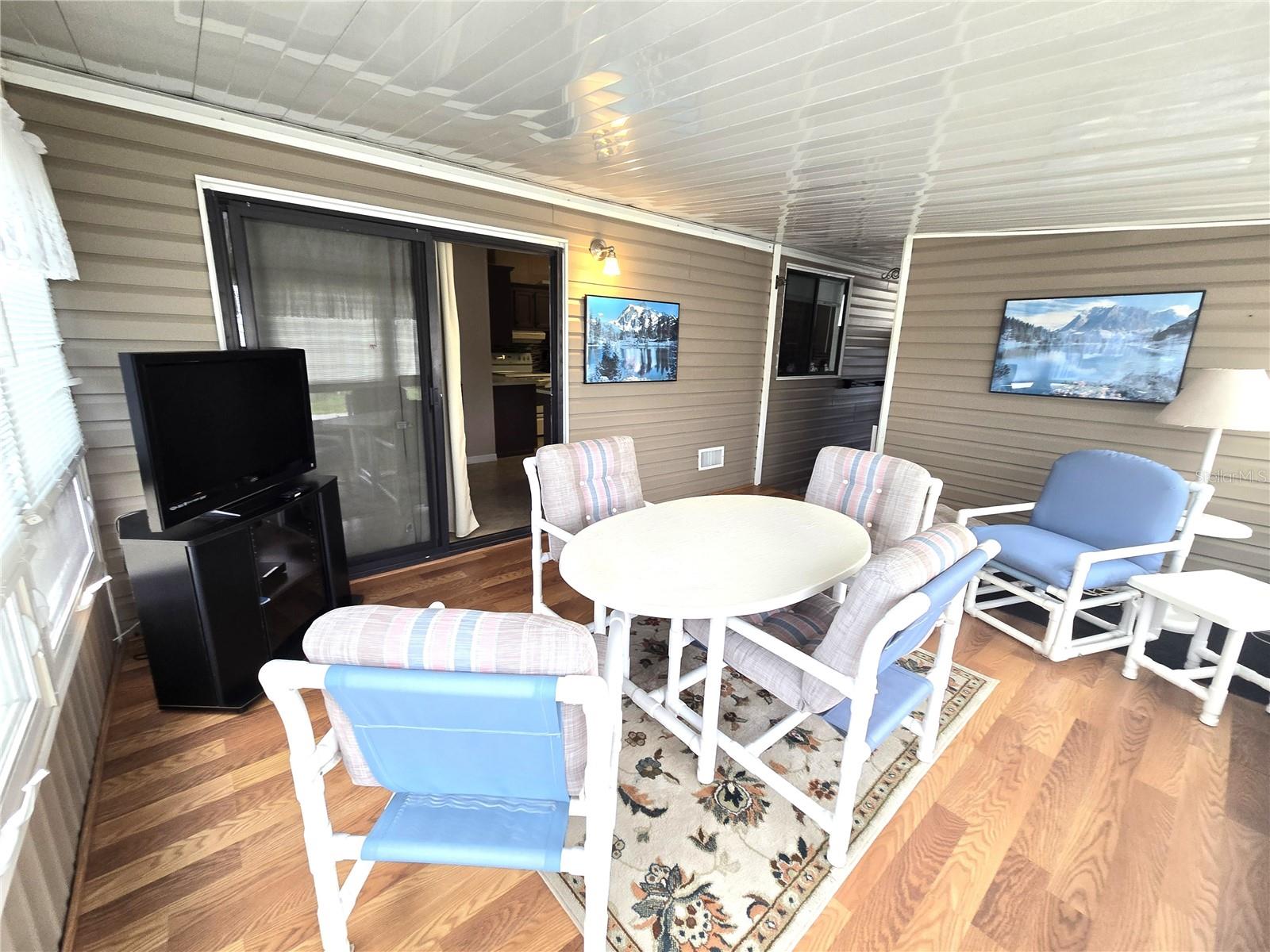 SWEETWATER GOLF & TENNIS CLUB - Residential