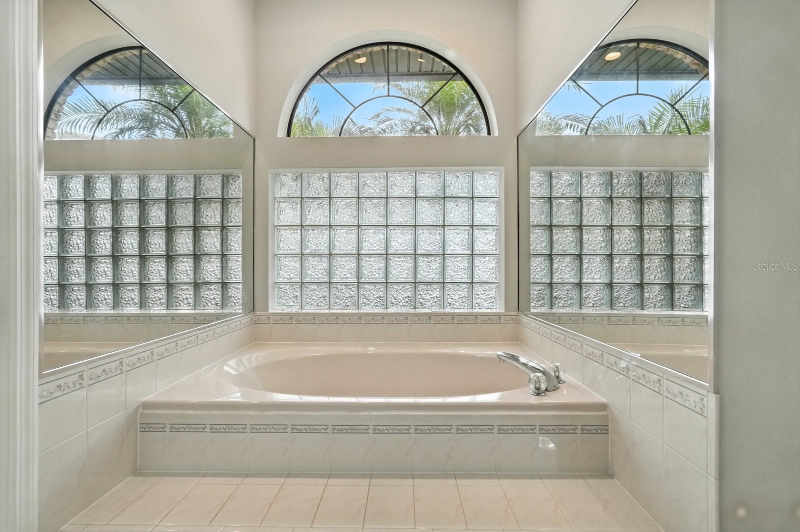 CALULANTIC - Residential