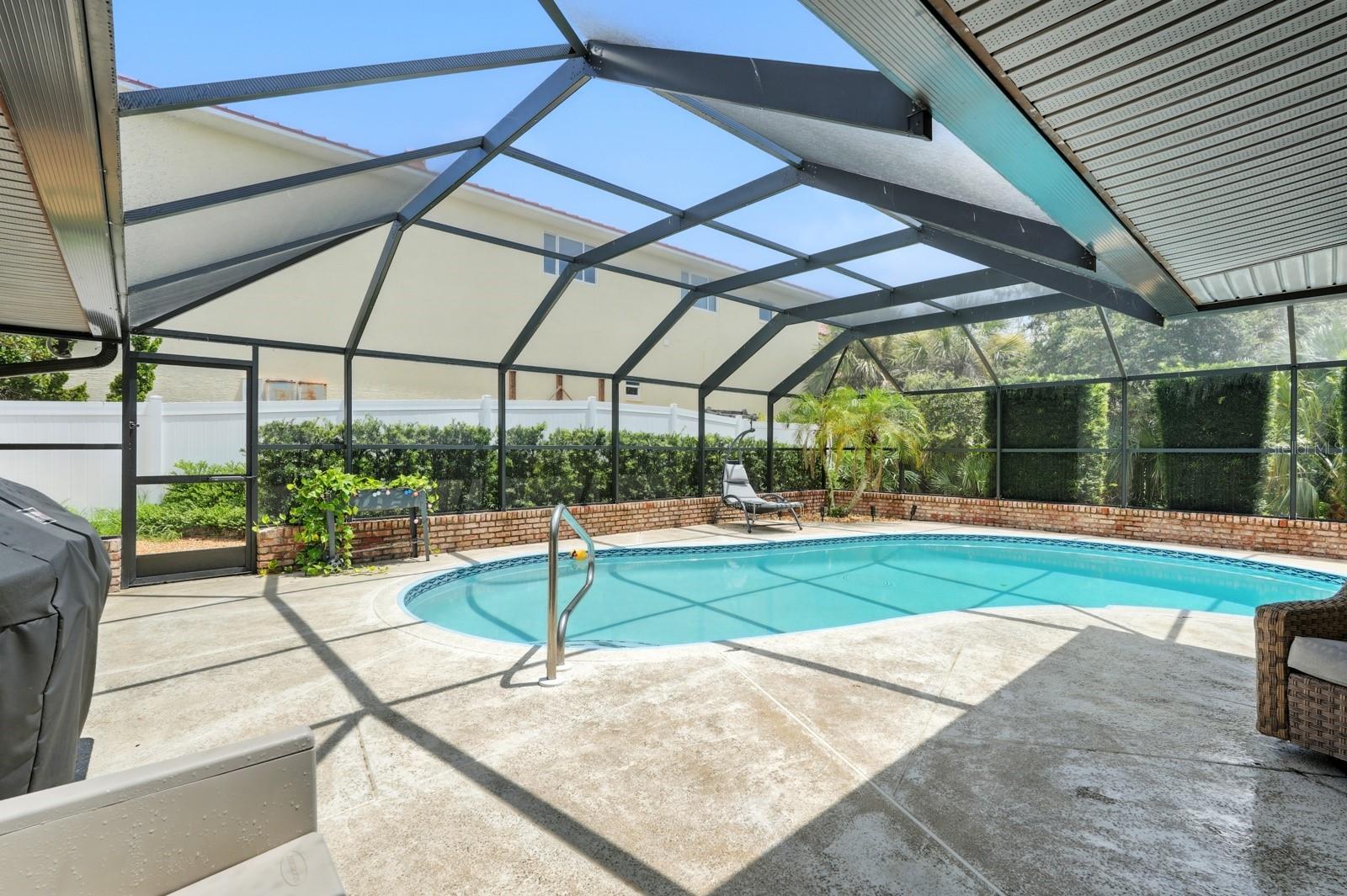 CALULANTIC - Residential