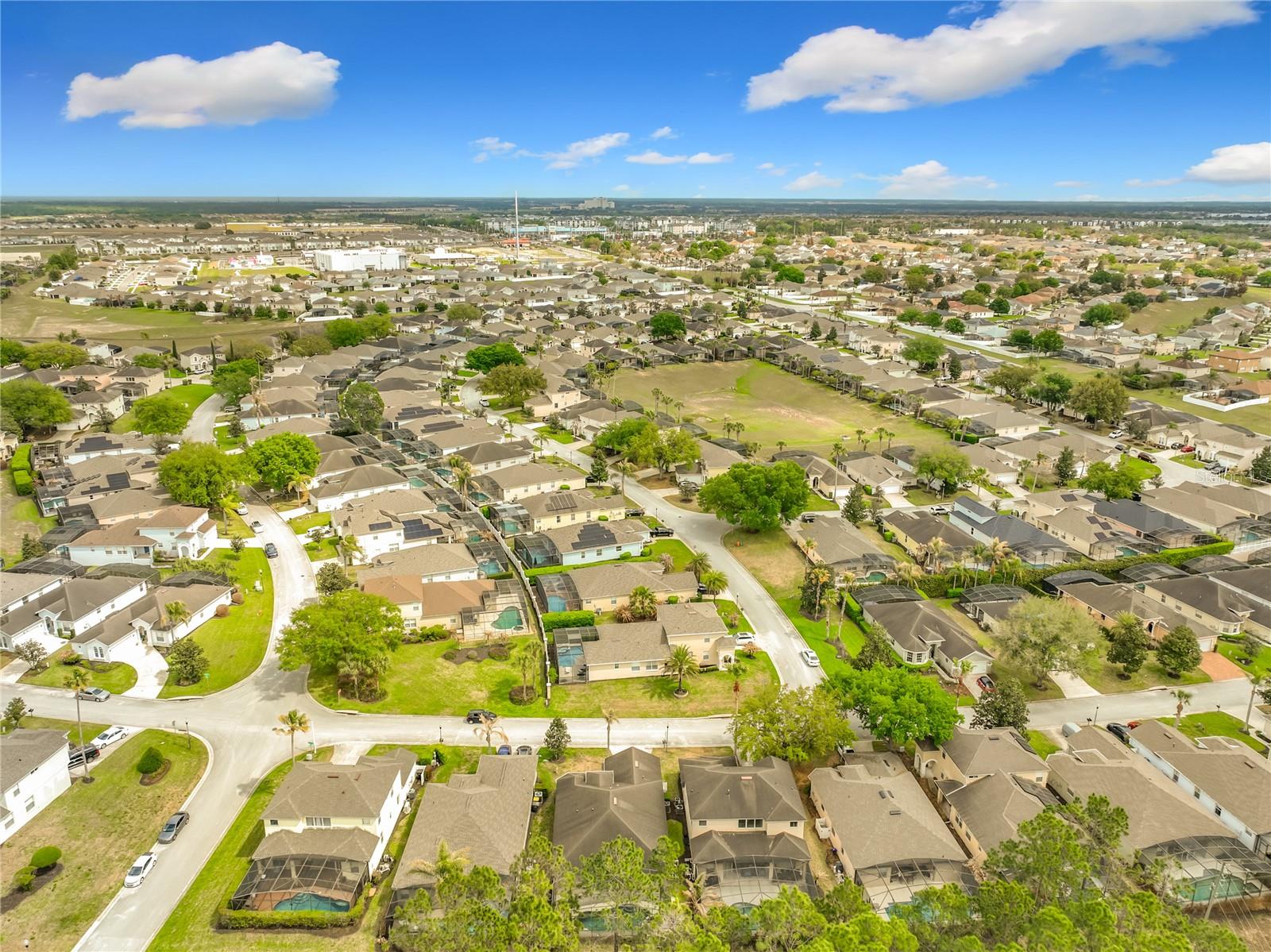 CALABAY PARC - Residential Lease