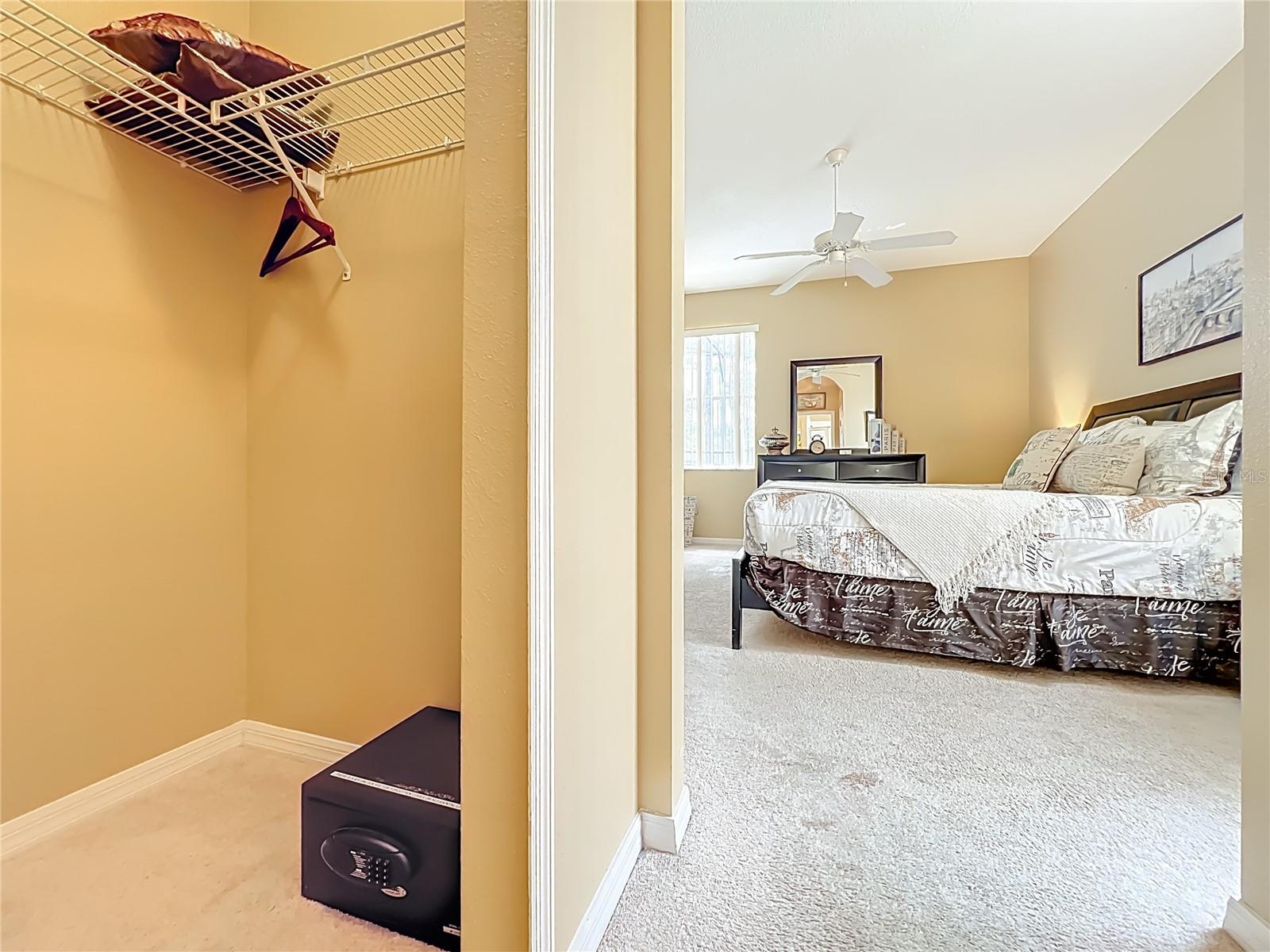 CALABAY PARC - Residential Lease