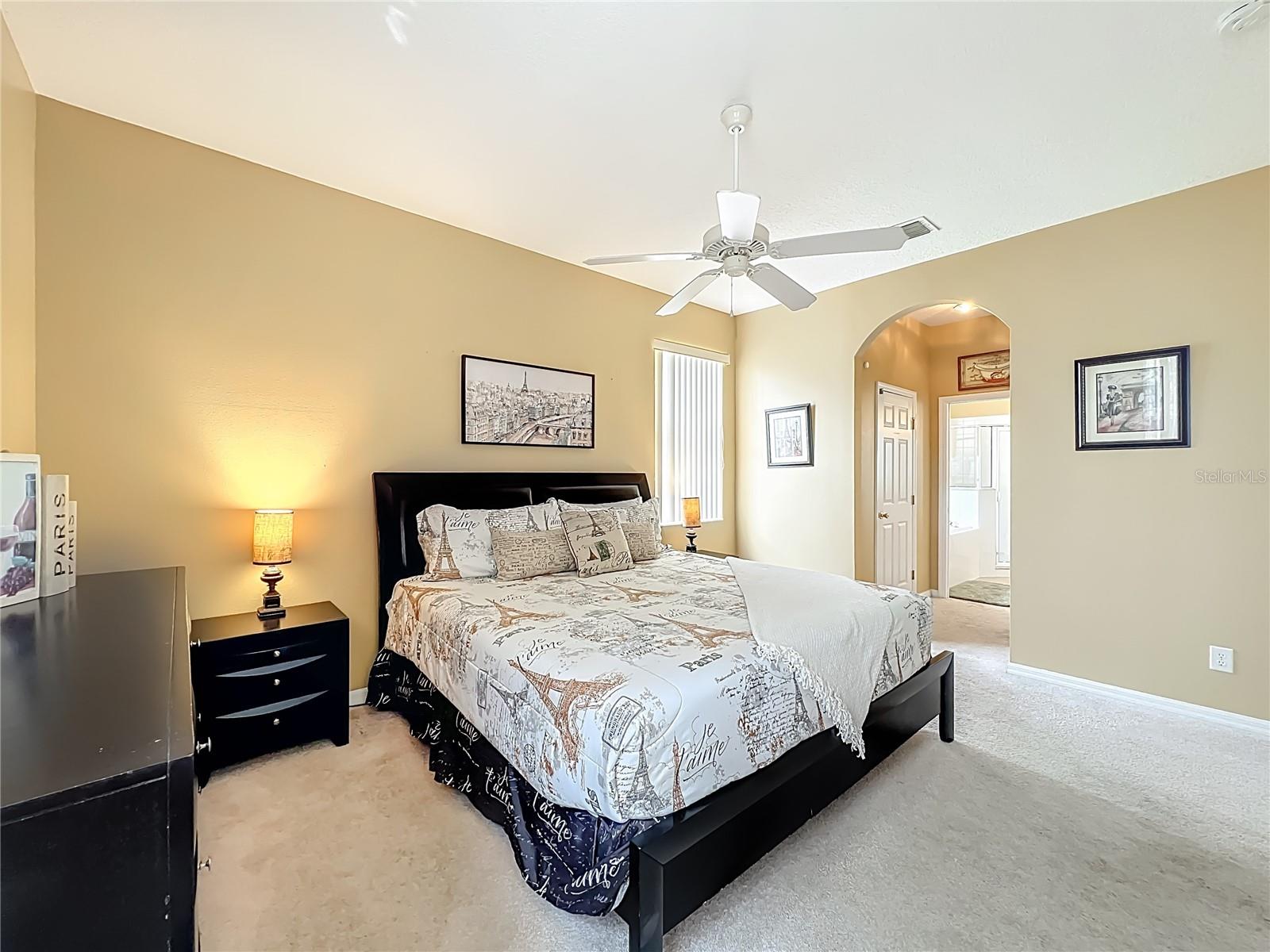 CALABAY PARC - Residential Lease