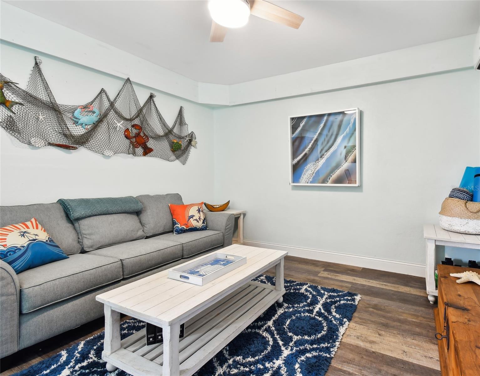 ISLAND BAY TWNHS CONDO - Residential