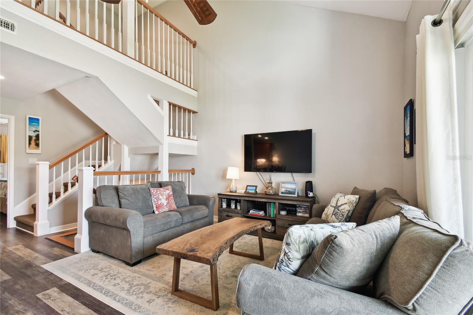 ISLAND BAY TWNHS CONDO - Residential