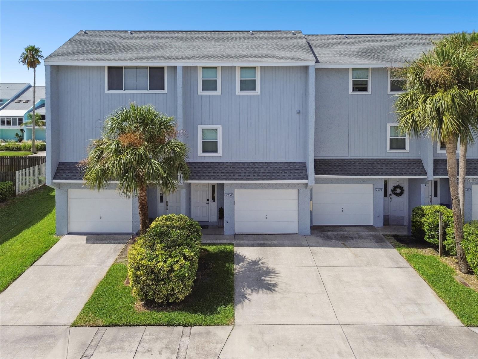 ISLAND BAY TWNHS CONDO - Residential