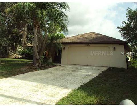 A home in PORT CHARLOTTE