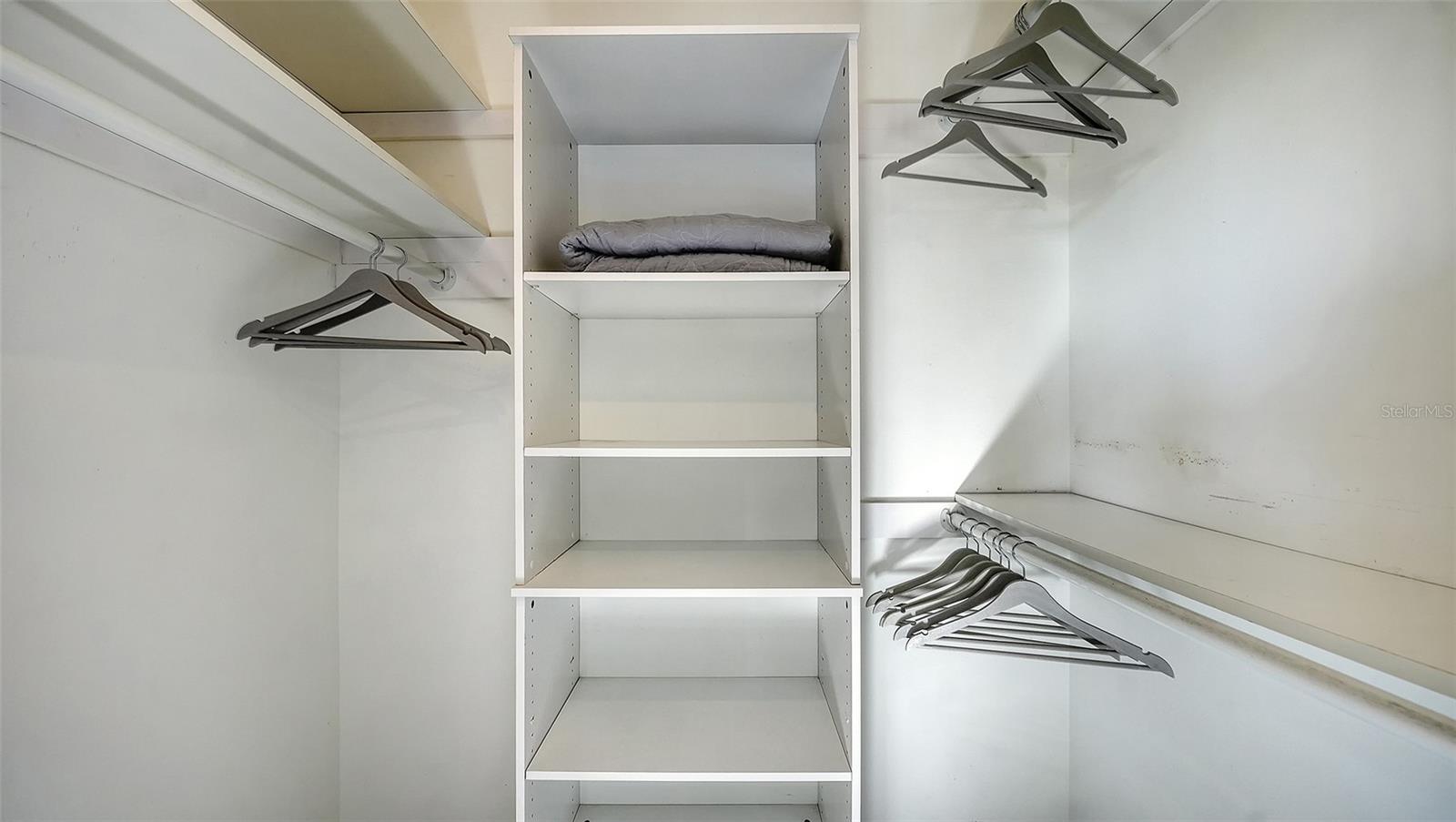 SANDY COVE IV - Residential