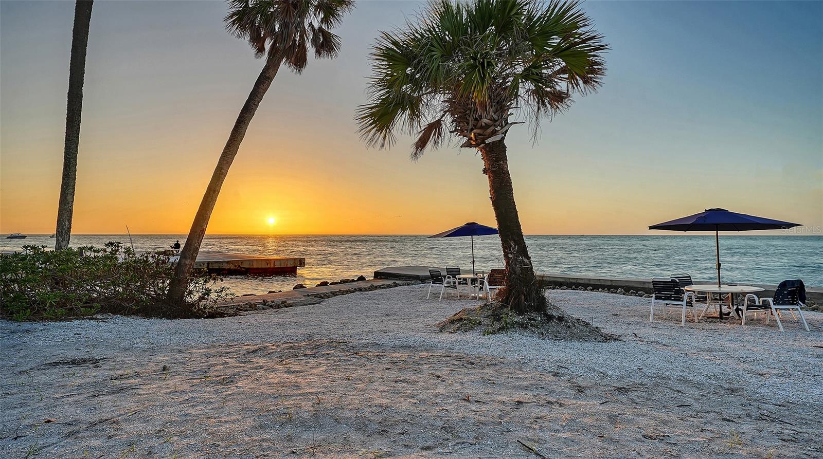 SANDY COVE IV - Residential