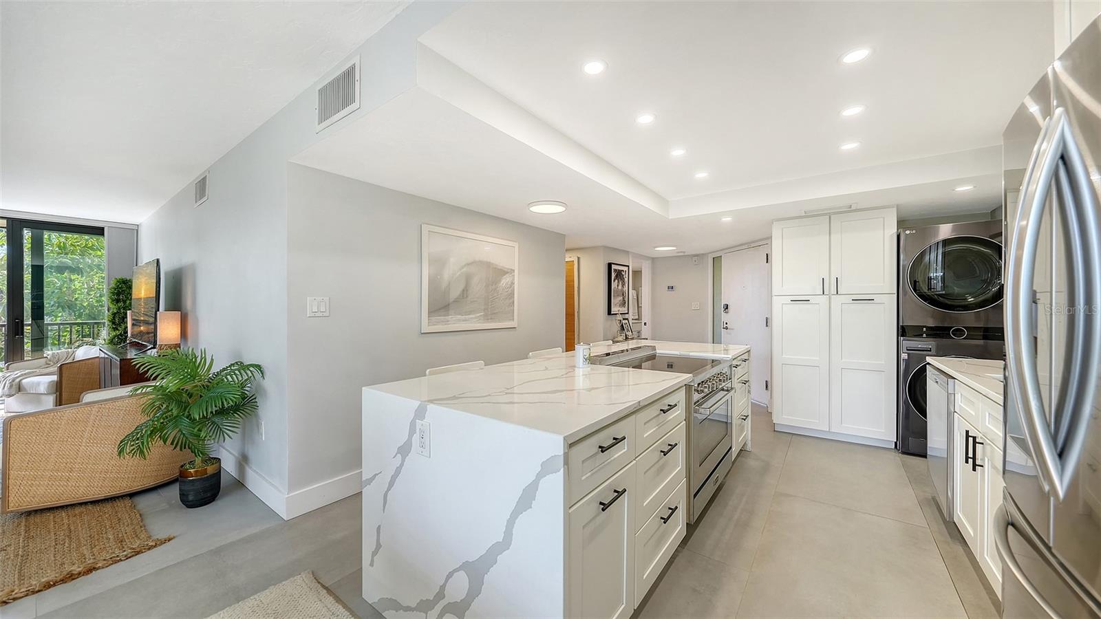 SANDY COVE IV - Residential