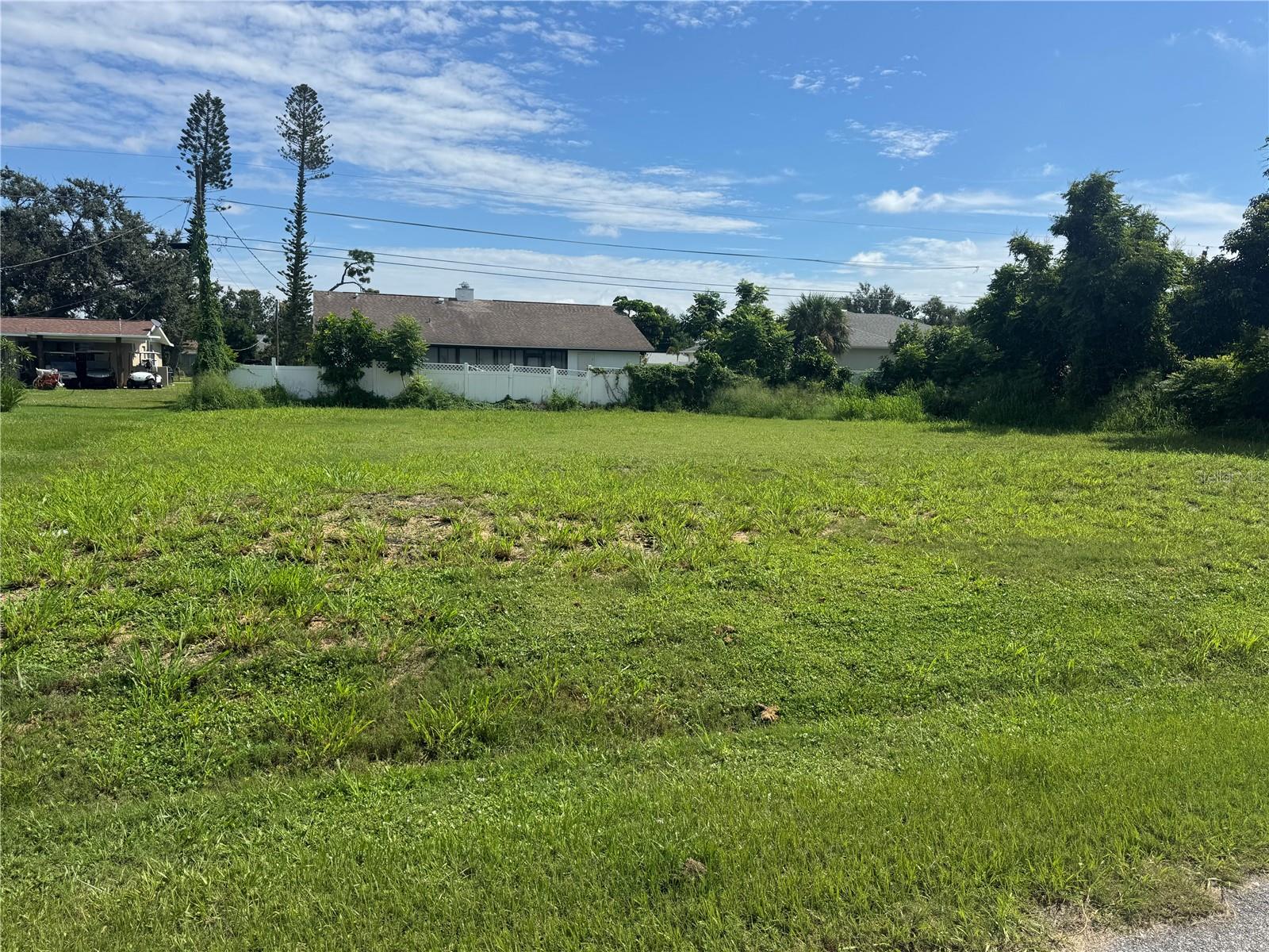 Oversized 12,000 sq. ft. lot—cleared and not in a flood zone. Just minutes from Downtown Venice, beaches, shopping, dining, state parks, and the Braves spring training stadium. No CDD or HOA fees! Optional voluntary association offers deeded beach access by ferry, boat ramp, and community center for a low annual fee. An incredible opportunity you don’t want to miss!