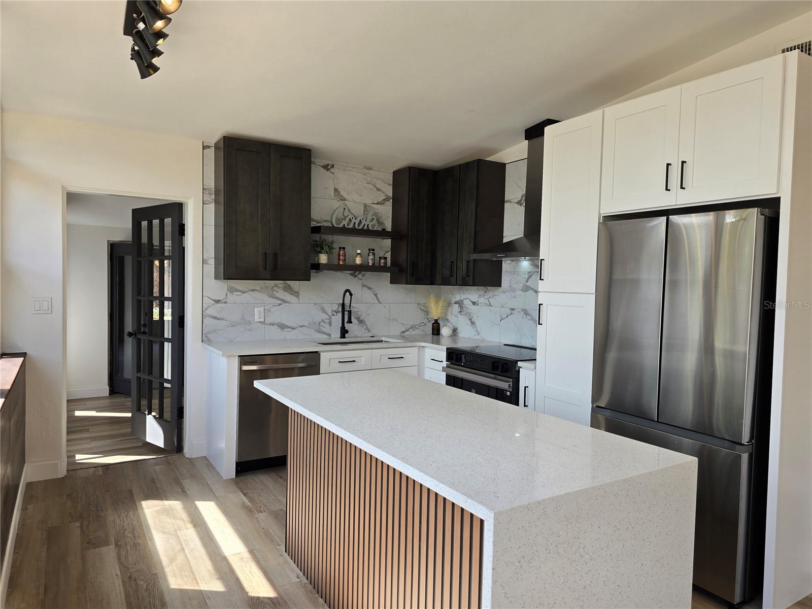 FAN-NOY PARK - Residential