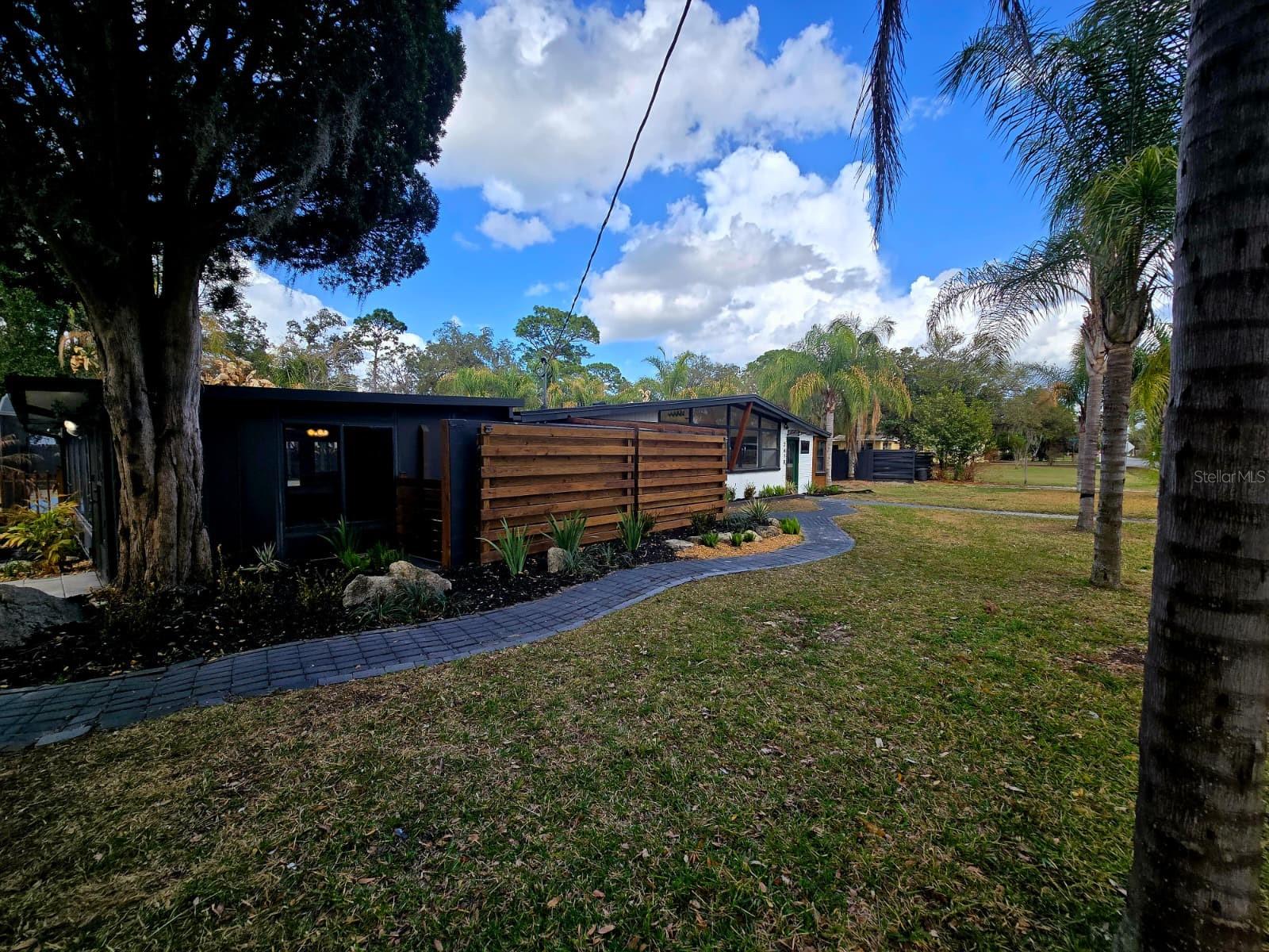 FAN-NOY PARK - Residential