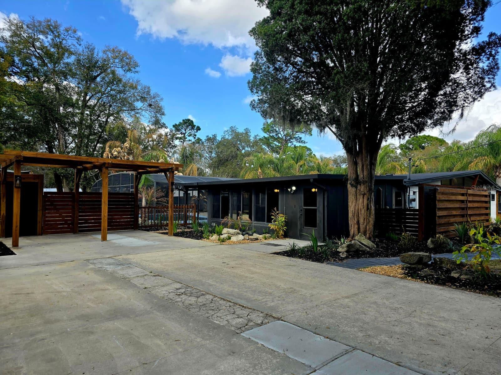 FAN-NOY PARK - Residential