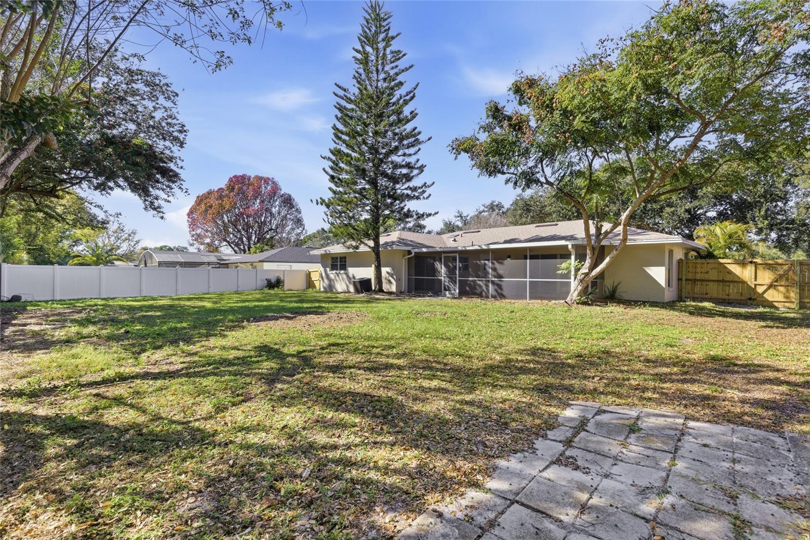 SAND LAKE HILLS SEC 03 - Residential Lease