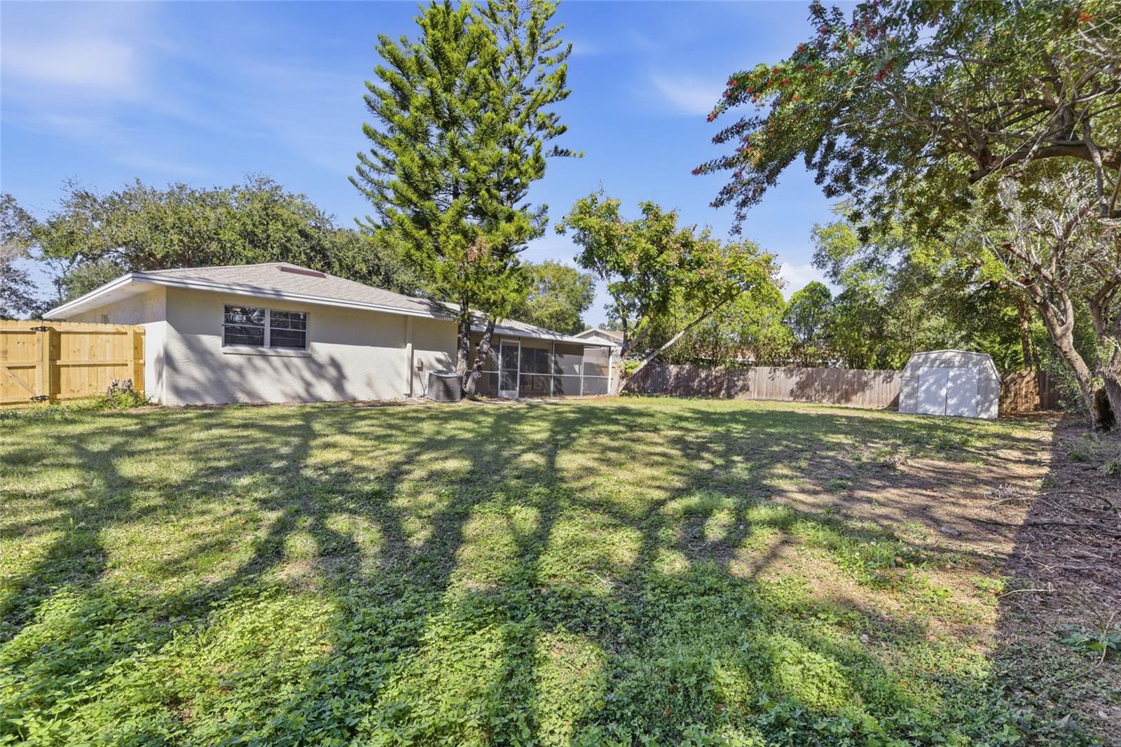 SAND LAKE HILLS SEC 03 - Residential Lease