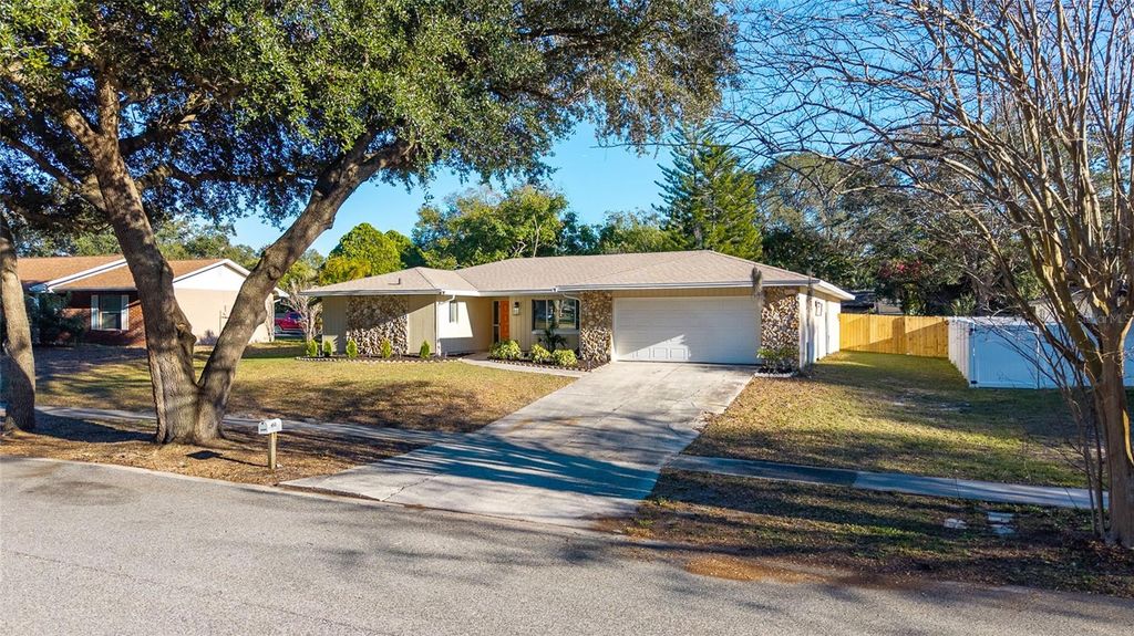 Photo of 6649 Pampus Drive, Orlando, FL 32819 (MLS # O6382985)