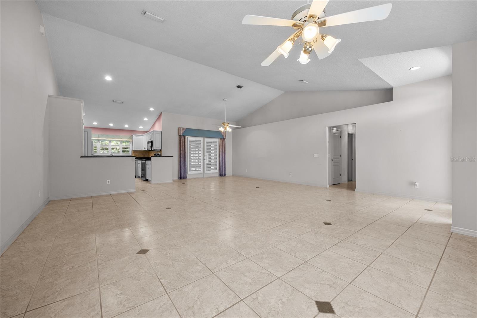 NORTH BEACH - Residential