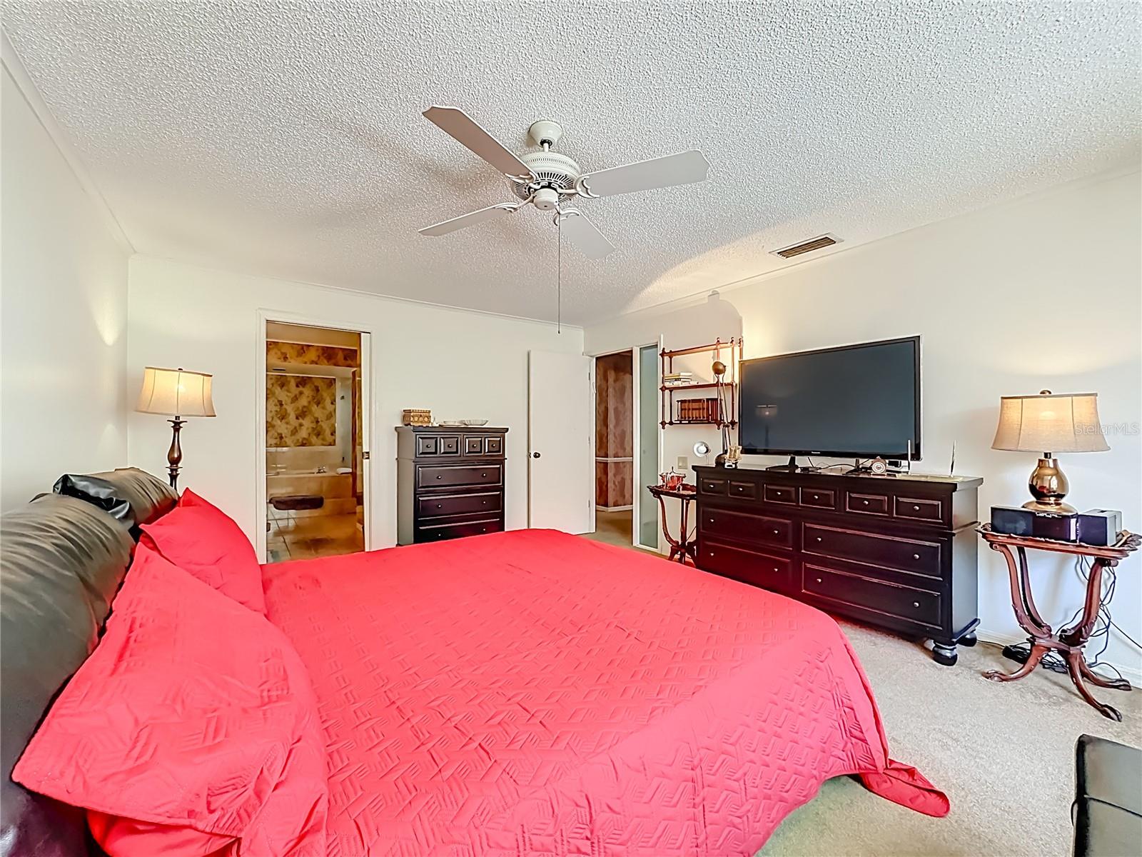 FAIRWAY WOODS - Residential