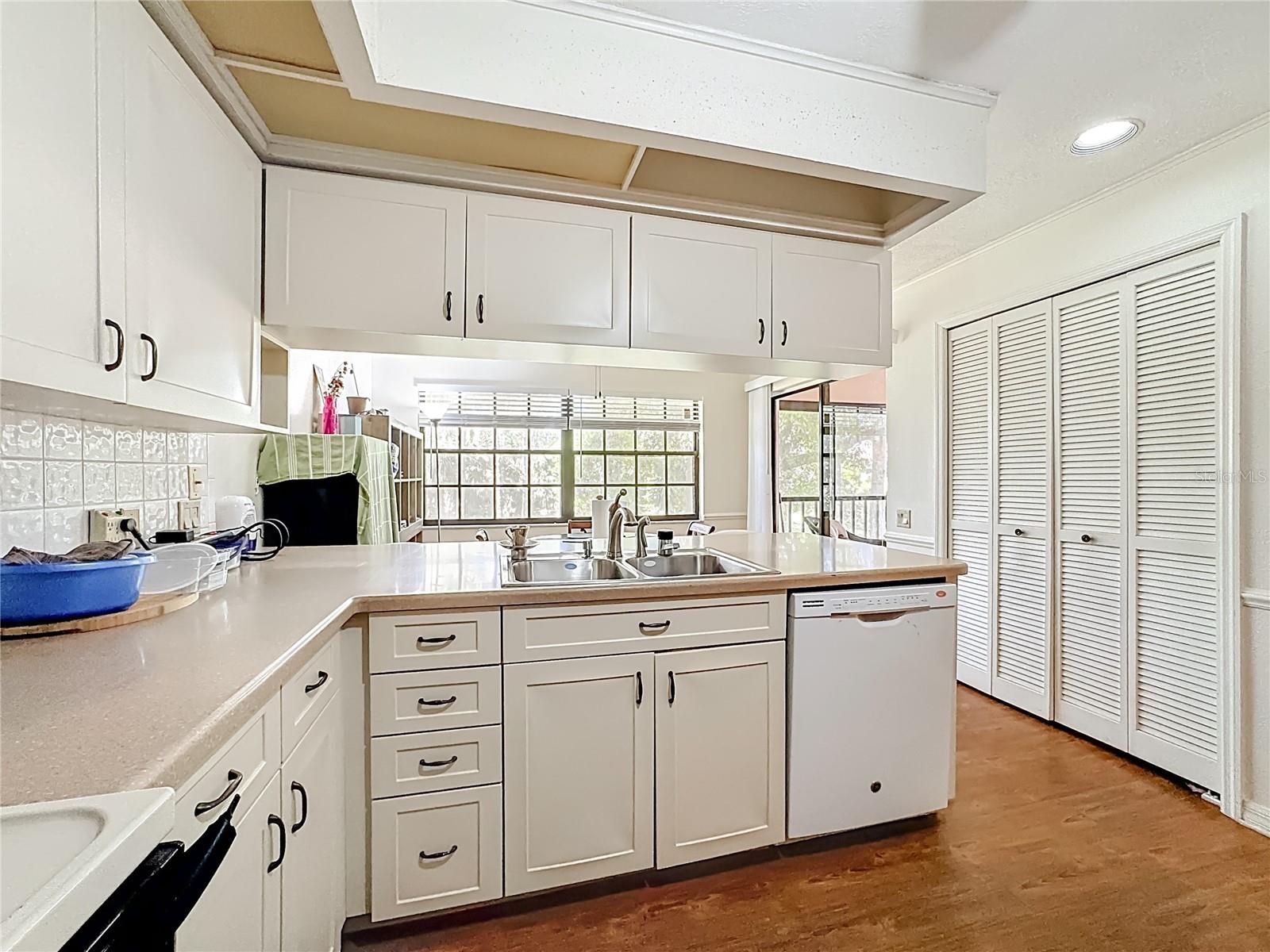 FAIRWAY WOODS - Residential