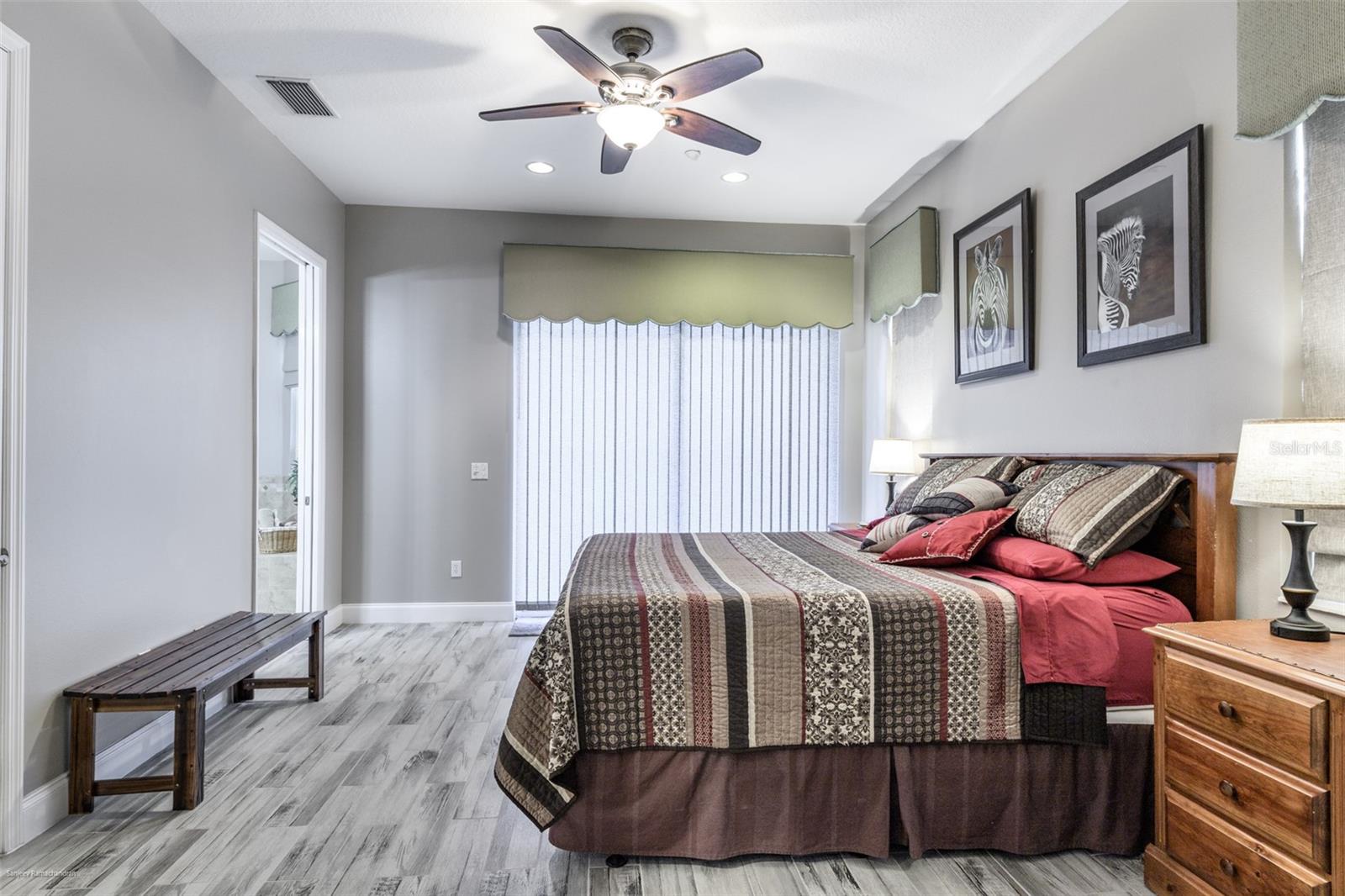 LANDINGS/CORAL CRK - Residential Lease