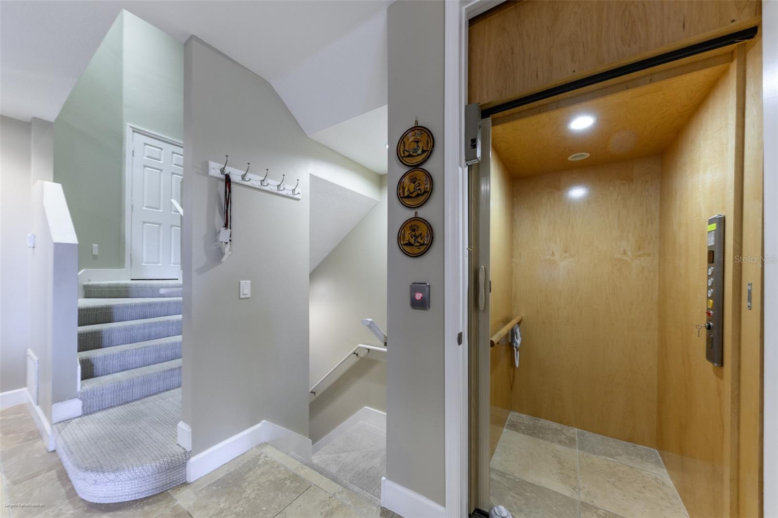 LANDINGS/CORAL CRK - Residential Lease