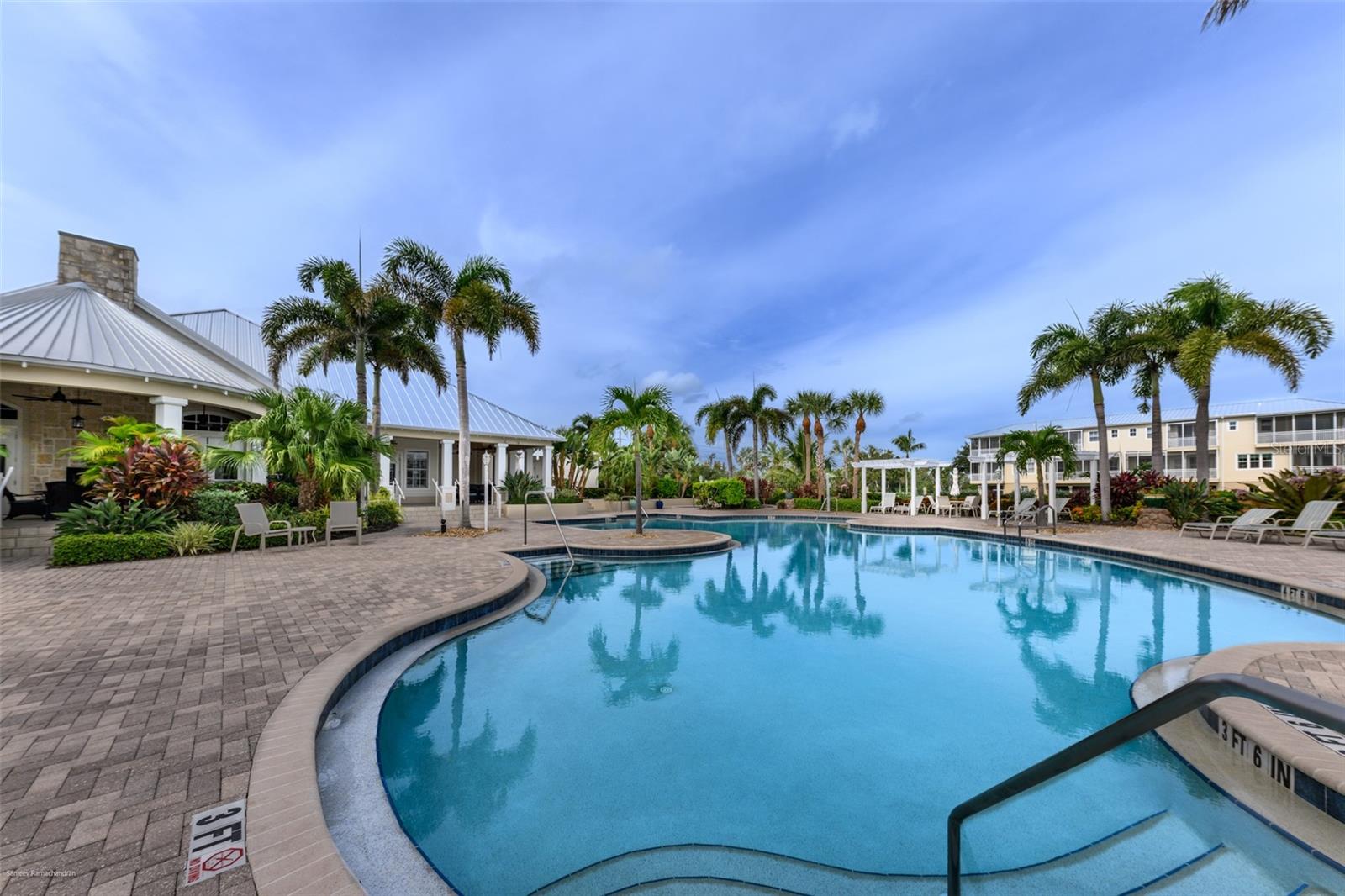 LANDINGS/CORAL CRK - Residential Lease