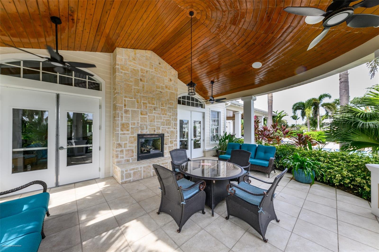 LANDINGS/CORAL CRK - Residential Lease