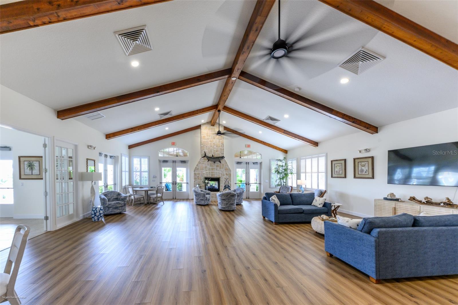 LANDINGS/CORAL CRK - Residential Lease