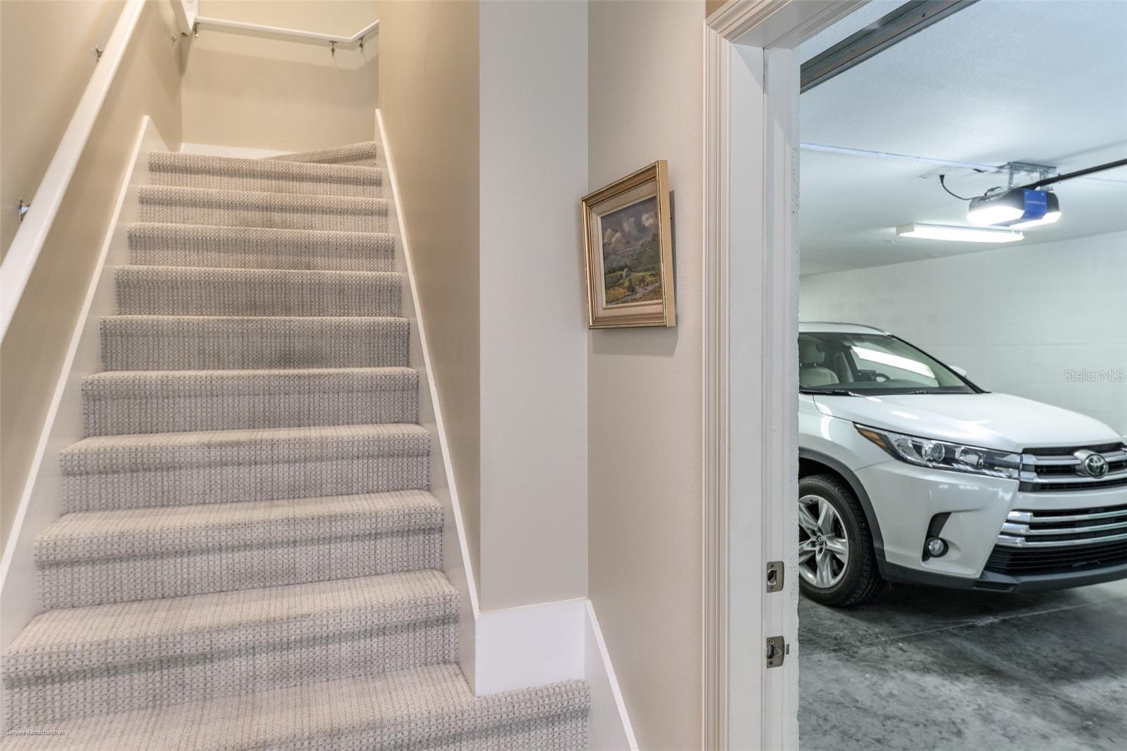 LANDINGS/CORAL CRK - Residential Lease