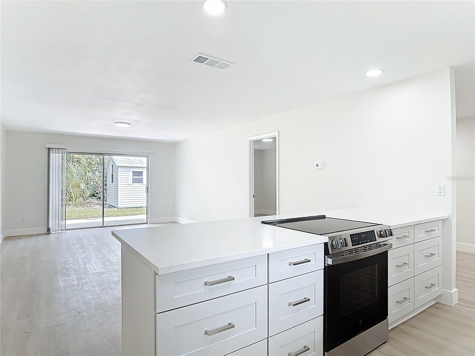 4678 HIDDEN LAKE DRIVE