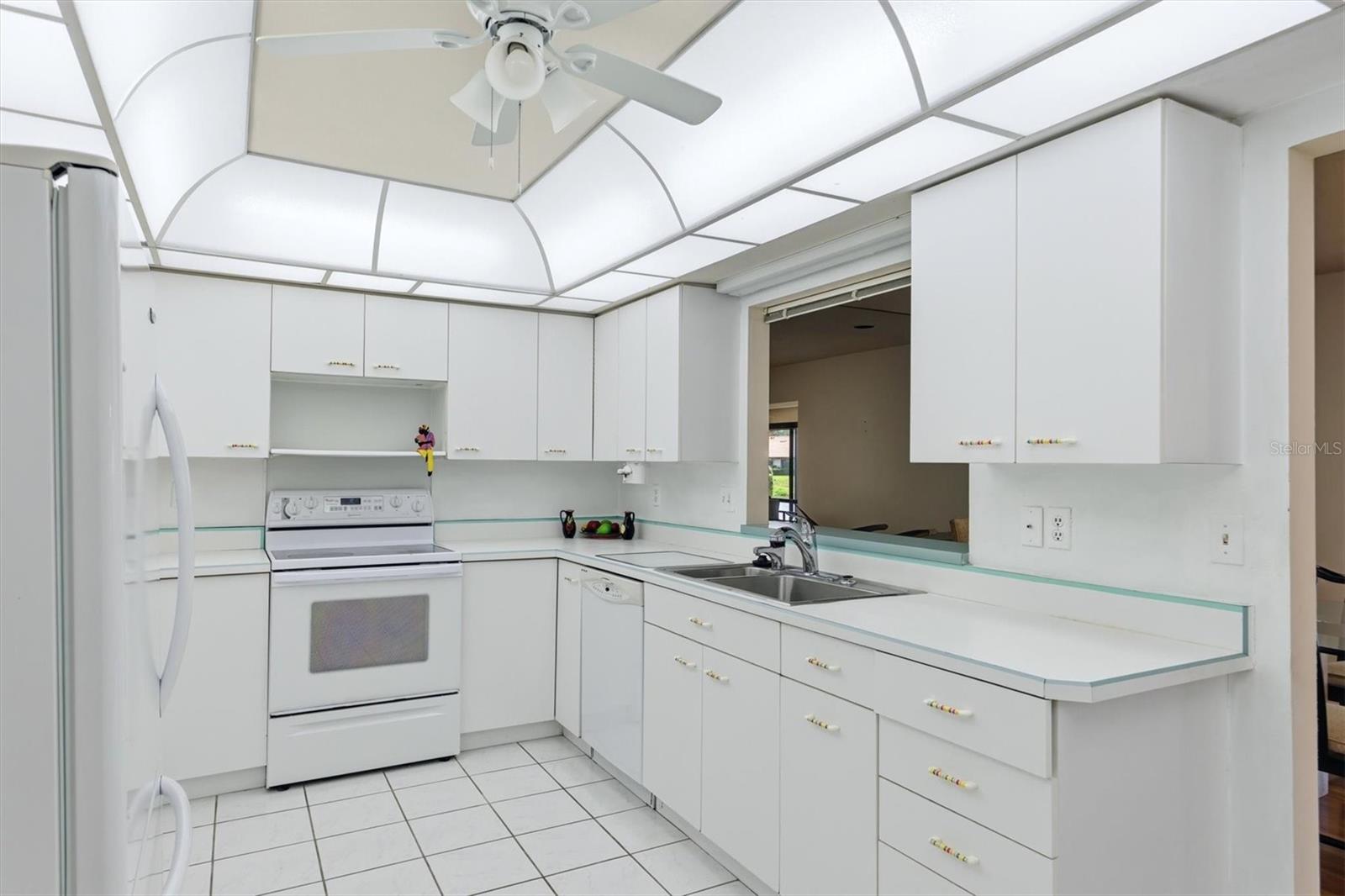 5451 GOLF POINTE DRIVE V-225