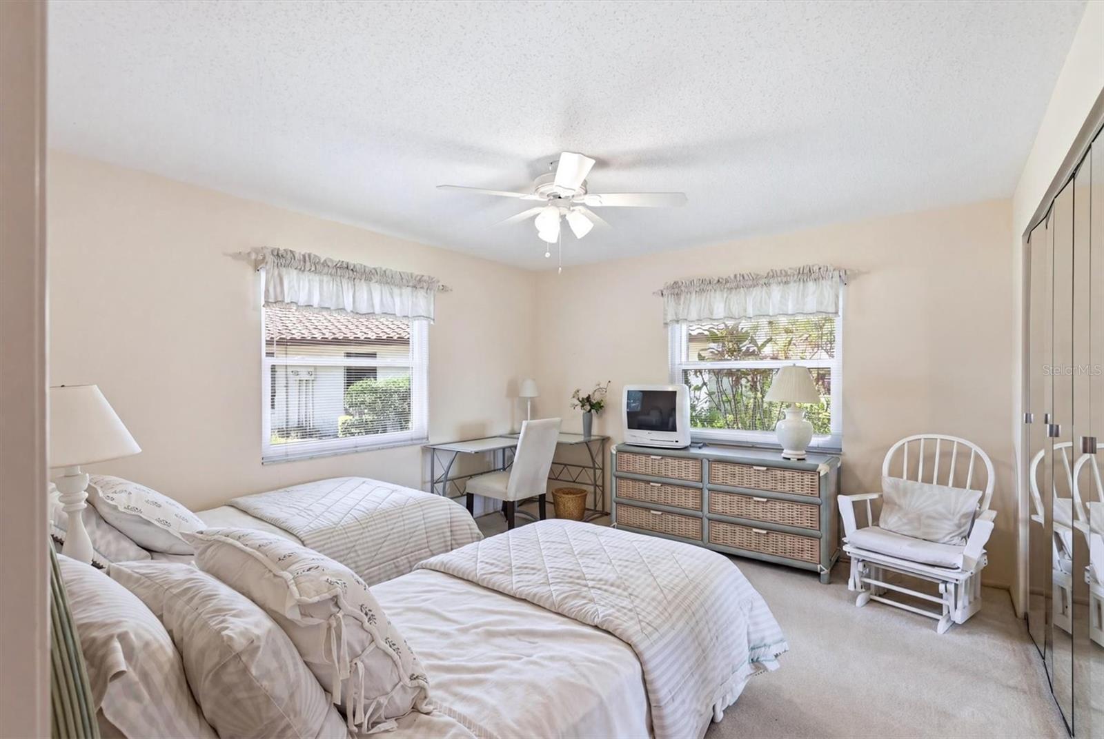5451 GOLF POINTE DRIVE V-225