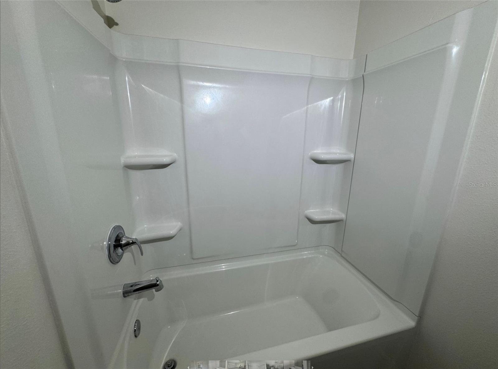 PARKSIDE - Residential Lease