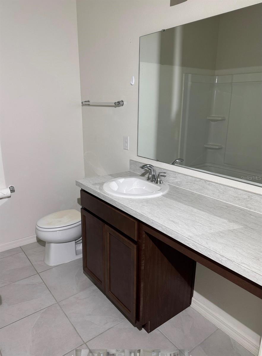 PARKSIDE - Residential Lease