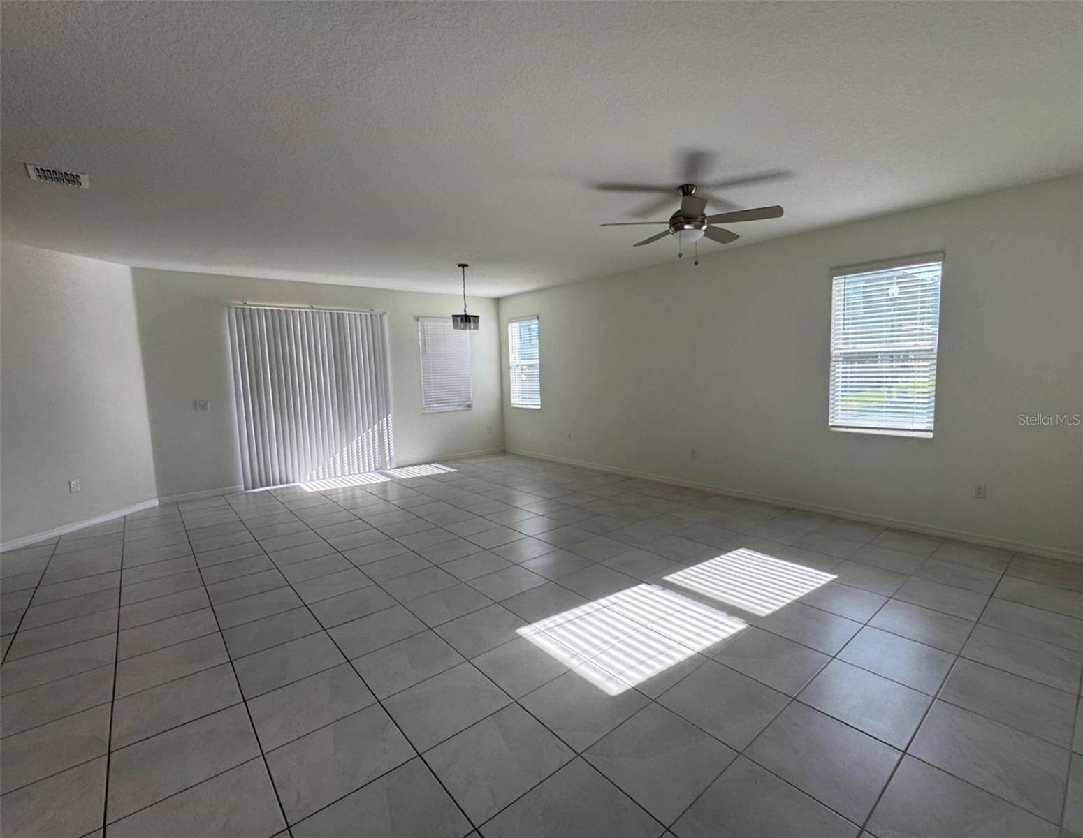PARKSIDE - Residential Lease