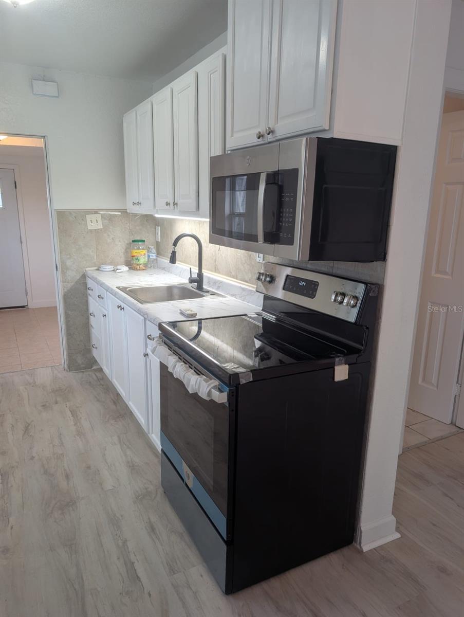 LAKE BARTON SHORES - Residential