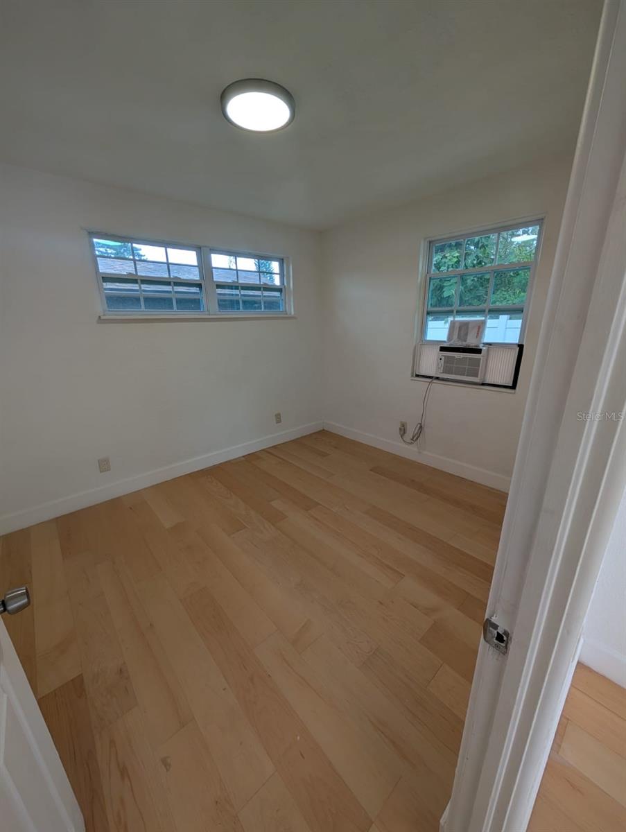 LAKE BARTON SHORES - Residential