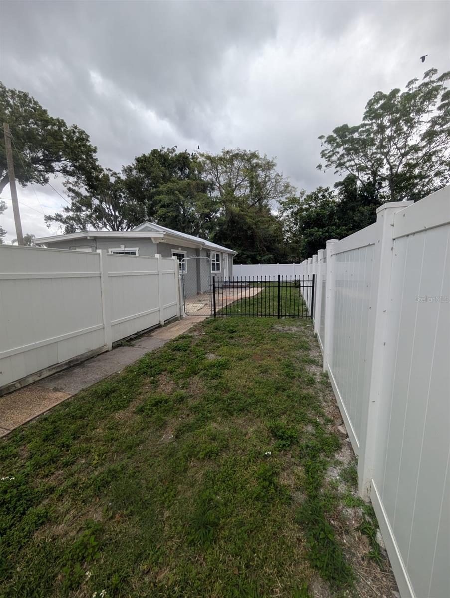 LAKE BARTON SHORES - Residential