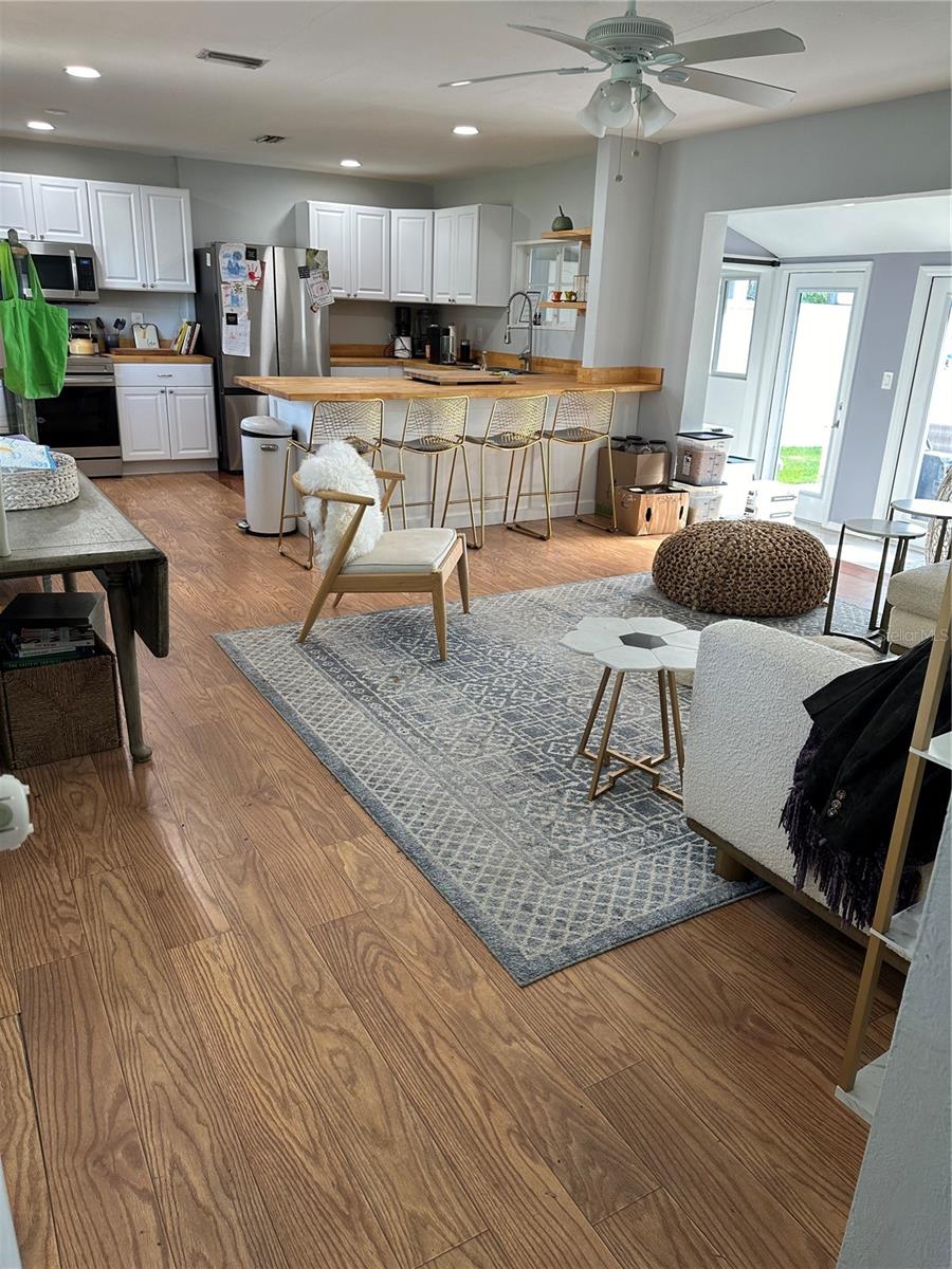 KILLARNEY CIRCLE - Residential Lease