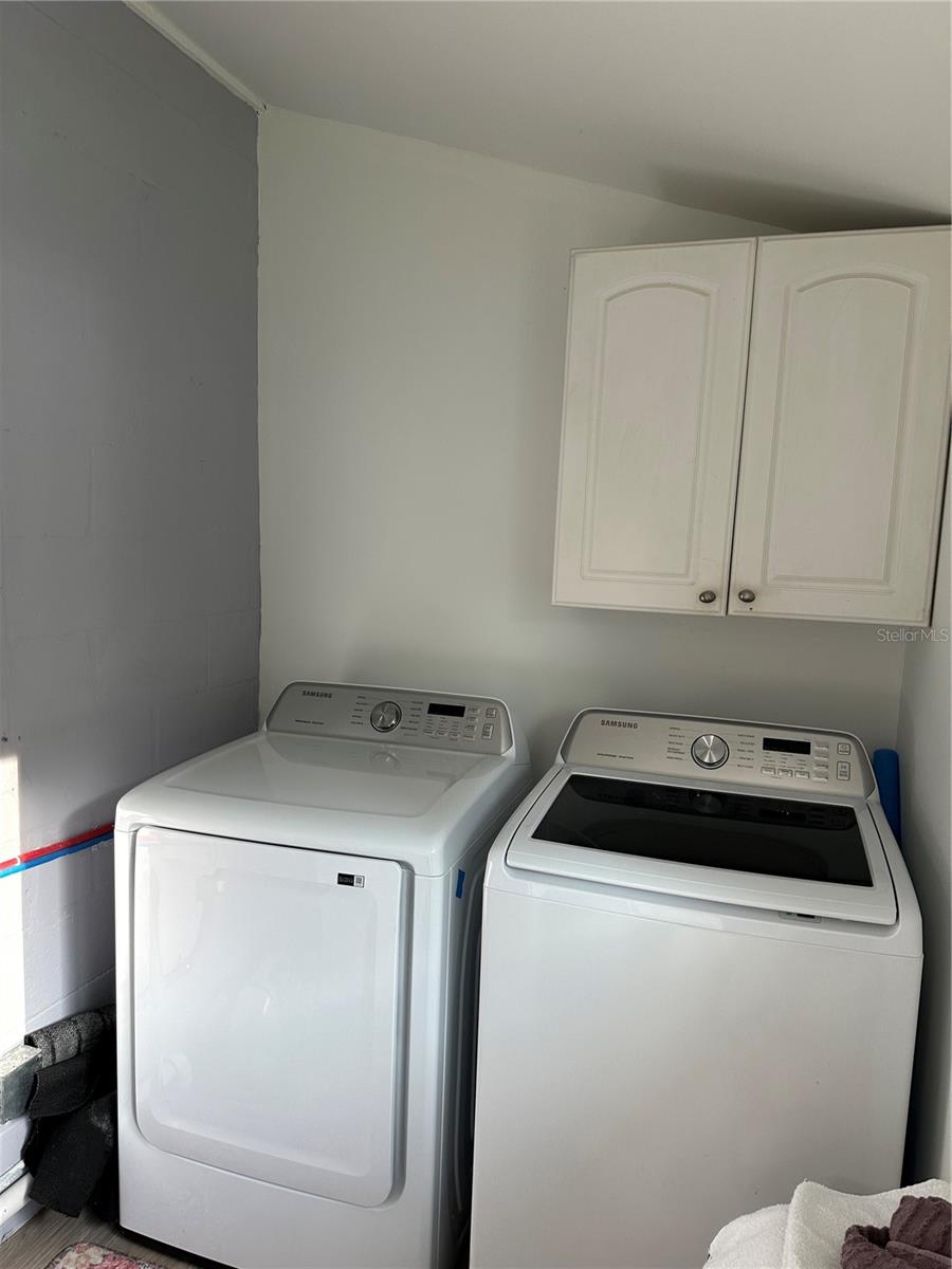 KILLARNEY CIRCLE - Residential Lease