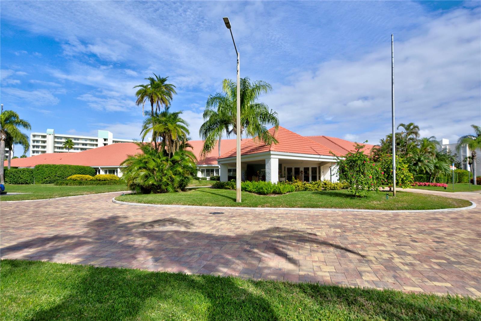 HARBOURSIDE CONDO - Residential