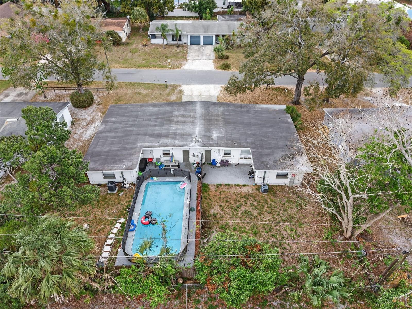 ENCHANTED MANOR - Residential