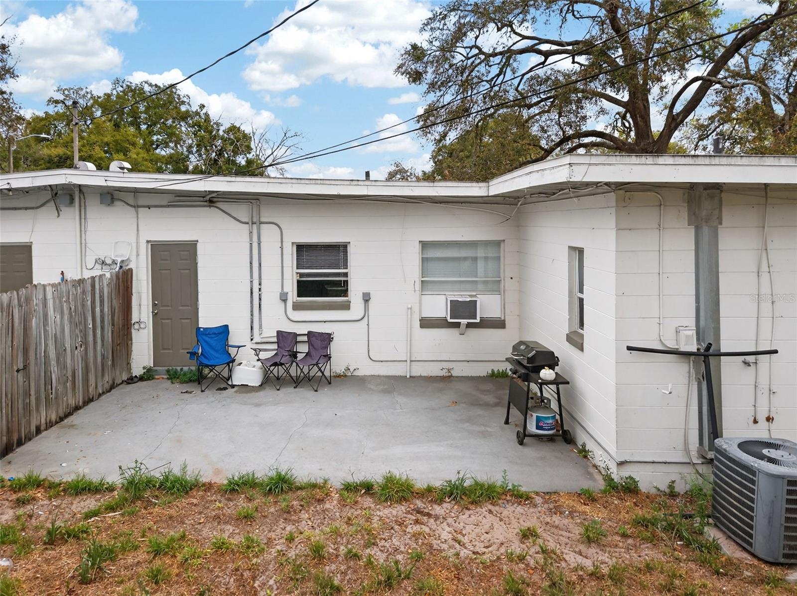 ENCHANTED MANOR - Residential