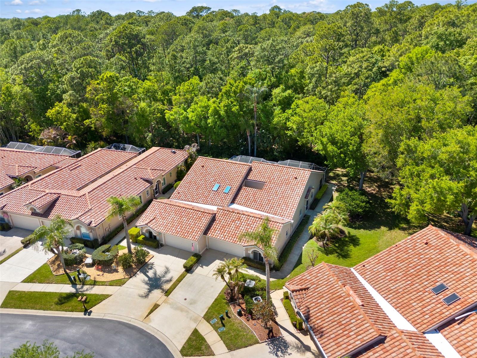 SALEM SQUARE - Residential