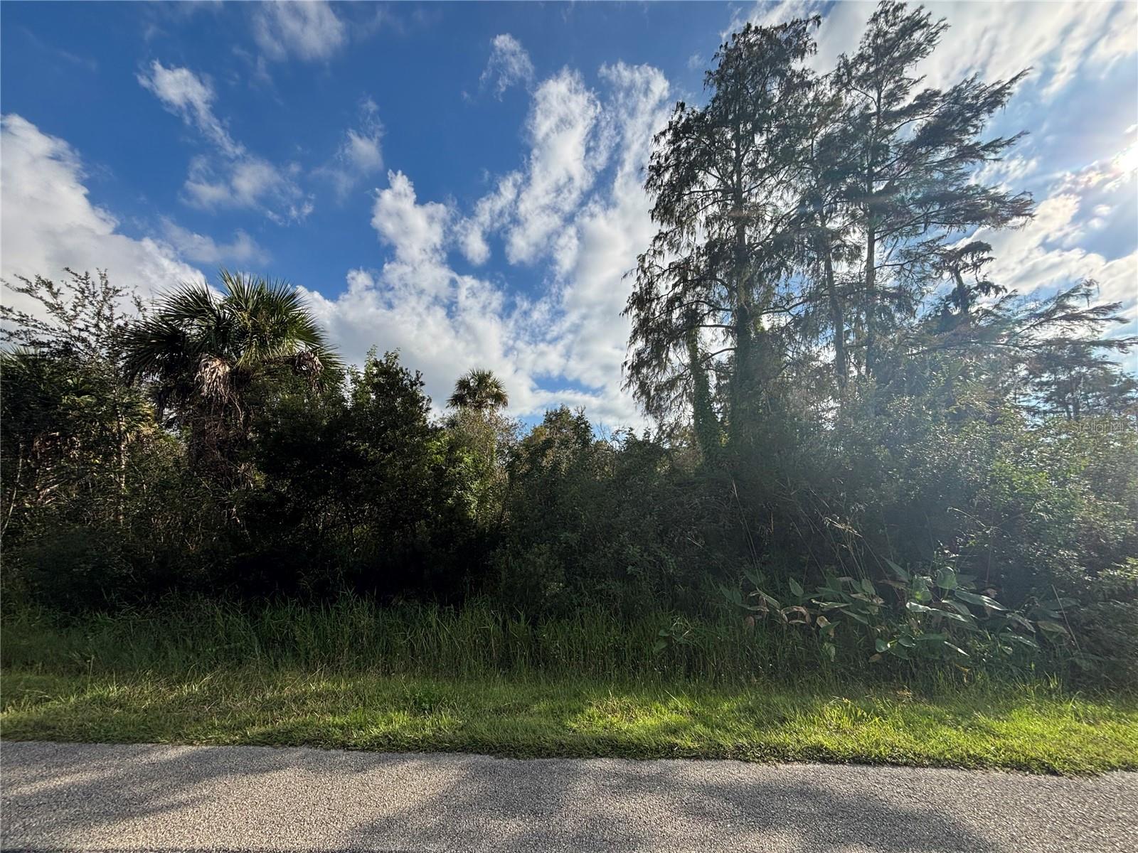 GOLDEN GATE ESTATE UNIT 65 - Land