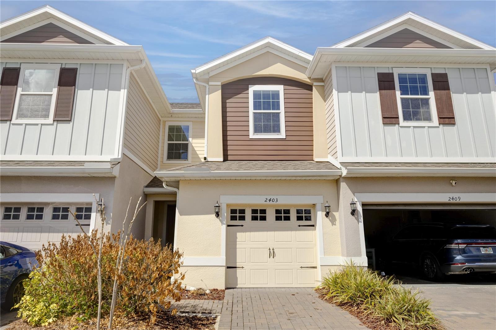 SAWGRASS LNDGS - Residential