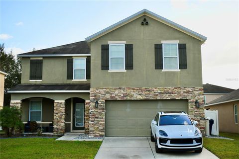 A home in AUBURNDALE